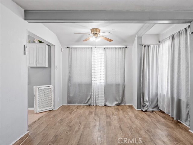 1040 Flora Street, Barstow CA: https://media.crmls.org/medias/dcbcb976-2ef5-48e3-a841-7356d14ea9a5.jpg