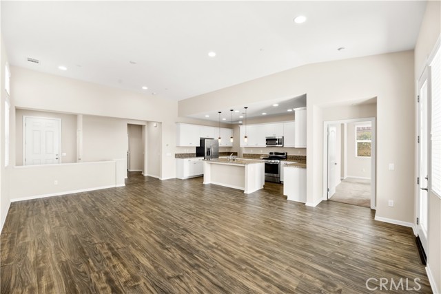 36432 Chervil Court, Lake Elsinore CA: https://media.crmls.org/medias/dcbcc76f-6c77-4293-9e89-186e7576f6b1.jpg