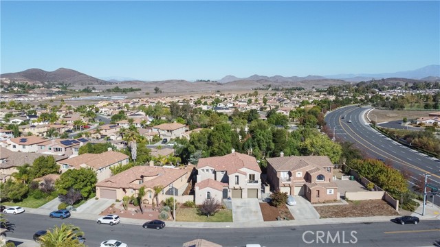 Detail Gallery Image 4 of 72 For 32736 Cottonwood Road, Winchester,  CA 92596 - 5 Beds | 5/1 Baths