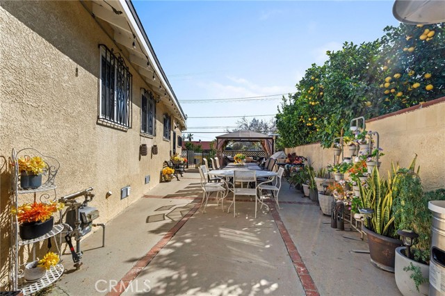 Detail Gallery Image 34 of 52 For 14870 Hubbard, Sylmar,  CA 91342 - 3 Beds | 2 Baths