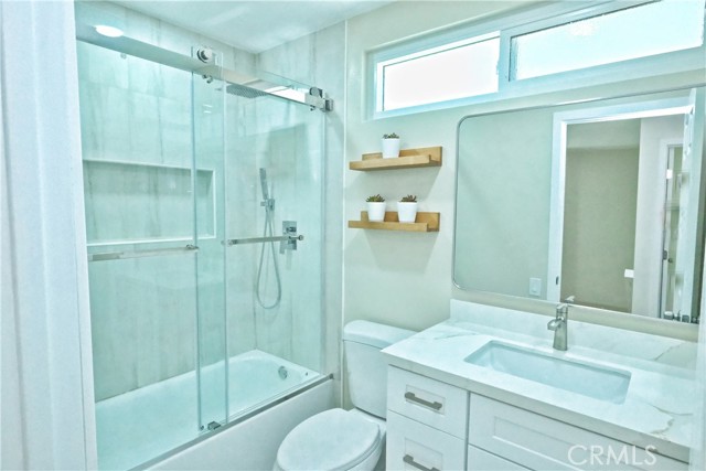 16329 Cherry Fall Lane, Cerritos CA: https://media.crmls.org/medias/dcbd7bbc-1881-4e29-842d-0db6b98e902d.jpg
