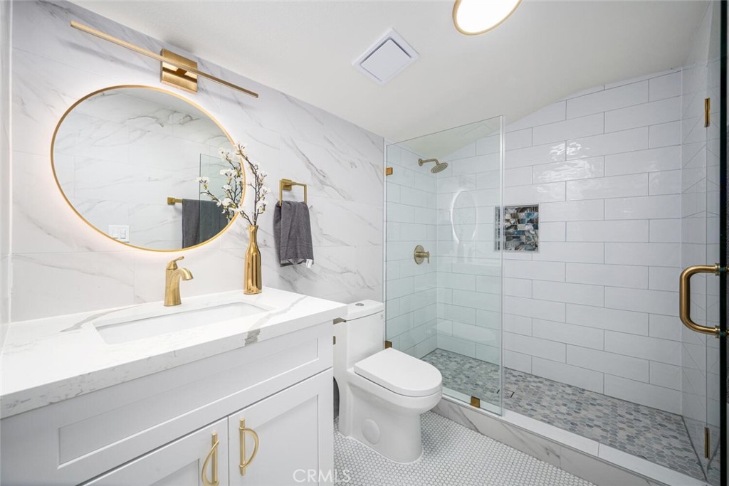 https://media.crmls.org/medias/dcbd88ab-f592-4900-b427-2152442db4db.jpg?preset=X-Large