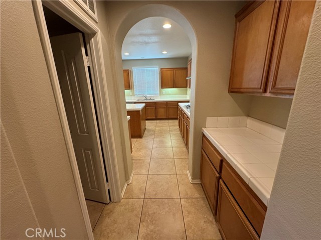 Detail Gallery Image 18 of 67 For 14570 Piedmont Dr, Moreno Valley,  CA 92555 - 5 Beds | 3/1 Baths