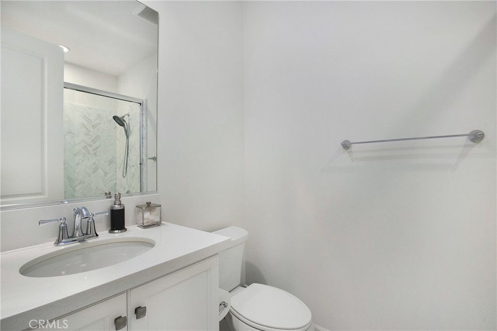 MLS #OC25181790 image #29