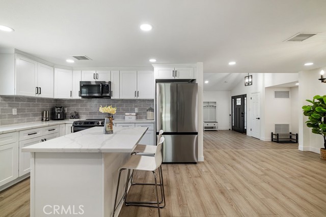 41841 55th W Street, Lancaster CA: https://media.crmls.org/medias/dcbf037c-f87e-4620-9e6f-2b539a0e8419.jpg