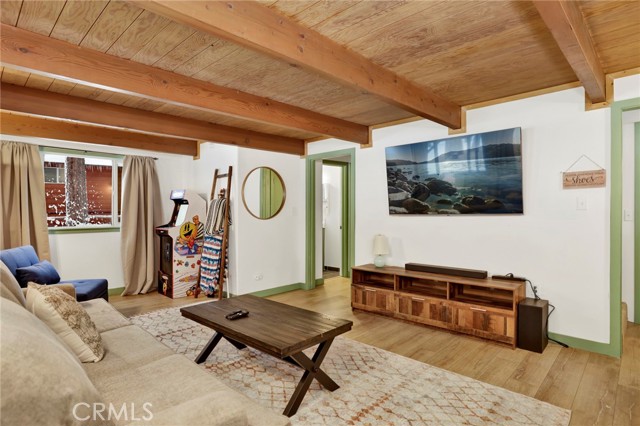 Detail Gallery Image 3 of 25 For 578 Conklin Rd, Big Bear Lake,  CA 92315 - 3 Beds | 2 Baths