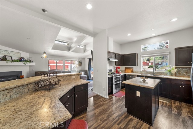 Detail Gallery Image 11 of 38 For 229 Chaparral, Frazier Park,  CA 93225 - 4 Beds | 2 Baths