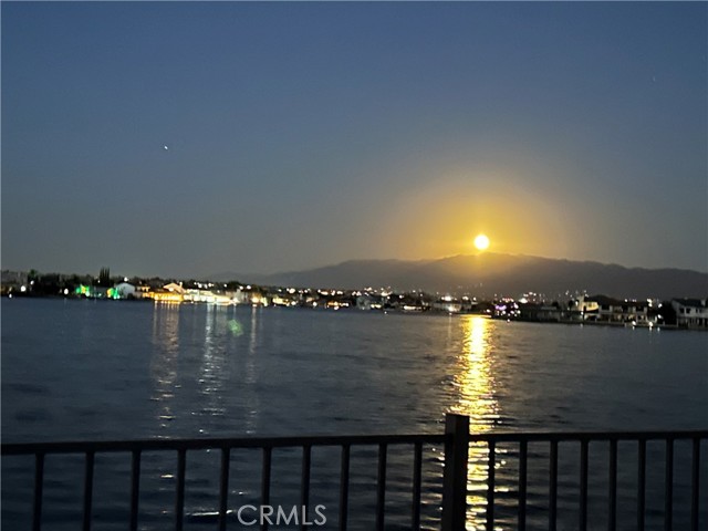 Detail Gallery Image 2 of 17 For 13915 Spring Valley Pkwy, Victorville,  CA 92395 - 3 Beds | 2 Baths