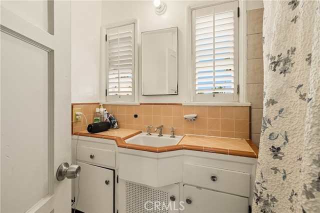 Detail Gallery Image 32 of 64 For 7015 Templeton, Huntington Park,  CA 90255 - – Beds | – Baths