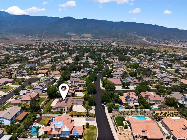 5914 Johnston Place, Rancho Cucamonga CA: https://media.crmls.org/medias/dcc1910c-7ac4-454e-b1c2-aed015b4071c.jpg