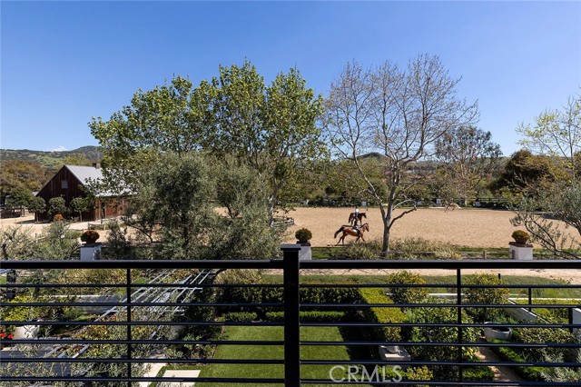 Detail Gallery Image 14 of 29 For 28600 Martingale Dr, San Juan Capistrano,  CA 92675 - 5 Beds | 5/1 Baths