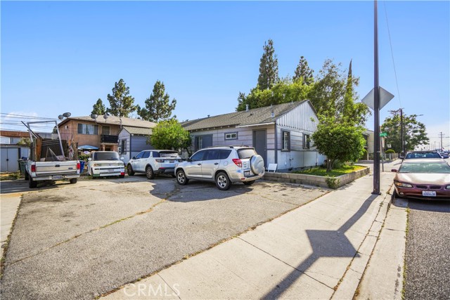 Detail Gallery Image 9 of 9 For 2344 N Niagra, Burbank,  CA 91504 - – Beds | – Baths