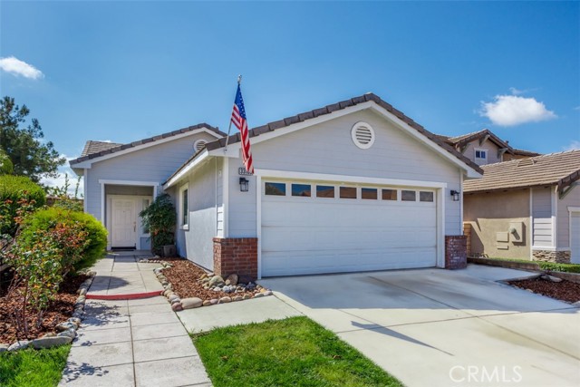 33183 Eagle Point Drive, Yucaipa CA: https://media.crmls.org/medias/dcc1f092-b444-46fd-99fc-6e7b3aaac526.jpg