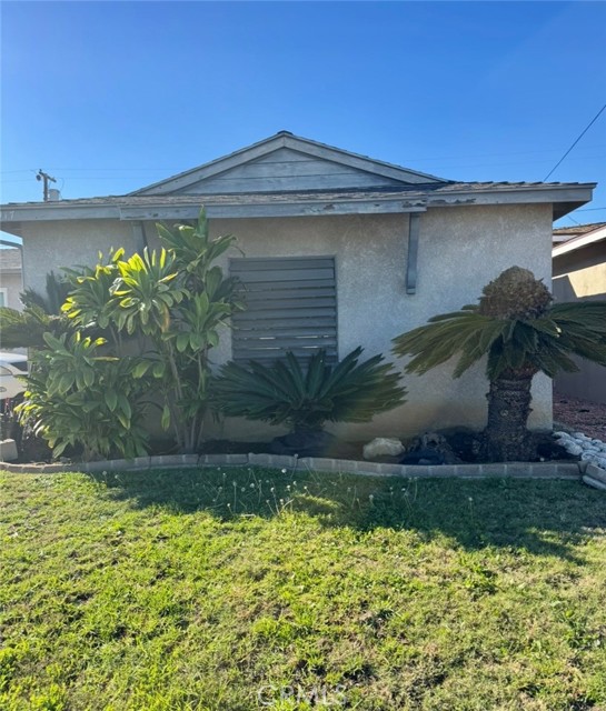 Detail Gallery Image 11 of 13 For 16917 S Catalina Ave, Gardena,  CA 90247 - 3 Beds | 2/1 Baths