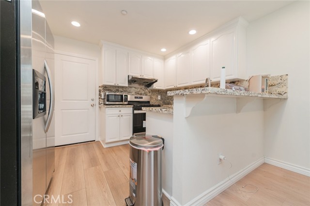 Detail Gallery Image 14 of 37 For 819 W Duarte Rd, Monrovia,  CA 91016 - 4 Beds | 2/1 Baths