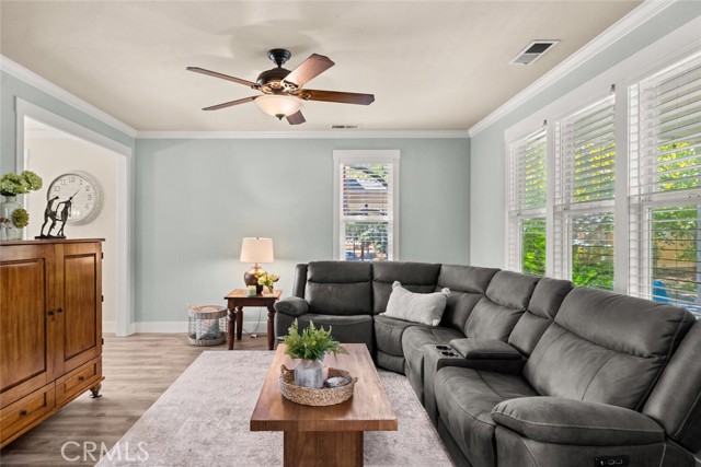 Detail Gallery Image 6 of 52 For 1783 Roth St, Chico,  CA 95928 - 3 Beds | 2/1 Baths