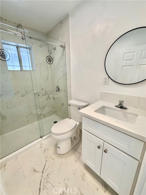 Detail Gallery Image 6 of 11 For 4172 Dorsey St, Los Angeles,  CA 90011 - 3 Beds | 2 Baths