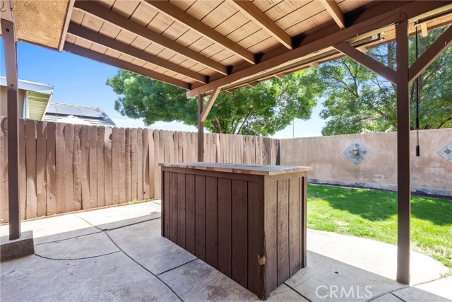 231 Sunny Meadow Drive, Bakersfield CA: https://media.crmls.org/medias/dcc39b11-96eb-4a25-894a-13057a813382.jpg