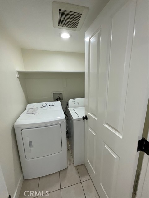 2641 Santa Ana Avenue, Costa Mesa CA: https://media.crmls.org/medias/dcc3d35a-05ad-4e0b-869c-c52be1c18667.jpg