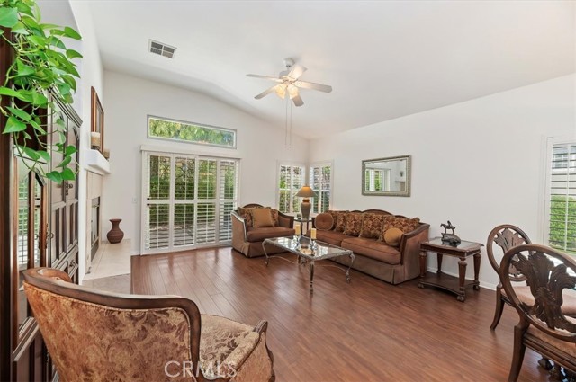 Detail Gallery Image 17 of 68 For 24202 Corte Cordoba, Murrieta,  CA 92562 - 3 Beds | 2 Baths