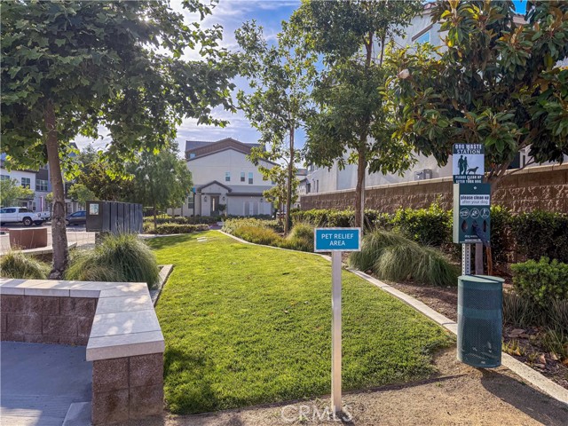9513 Retreat Place, Rancho Cucamonga CA: https://media.crmls.org/medias/dcc48fd1-ec00-4d35-a882-119379a4a4b0.jpg