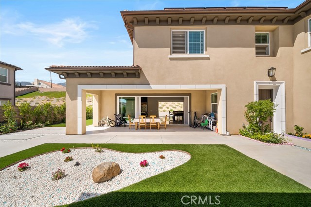 Detail Gallery Image 12 of 73 For 8826 Justify Dr, Rancho Cucamonga,  CA 91701 - 5 Beds | 5/1 Baths