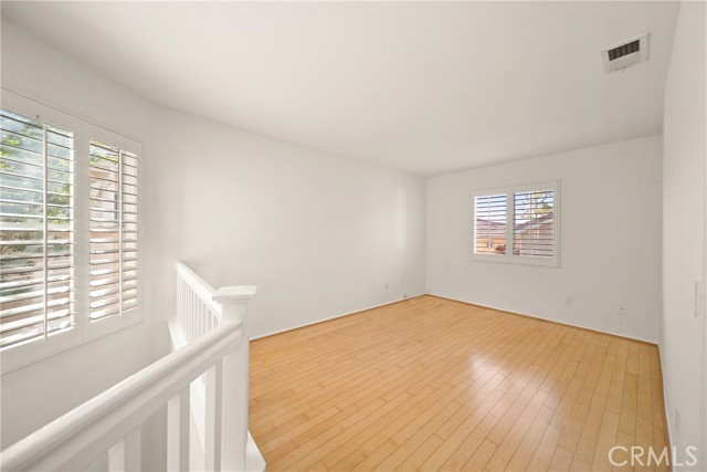 Detail Gallery Image 25 of 53 For 594 Yarrow Dr, Simi Valley,  CA 93065 - 3 Beds | 2/1 Baths