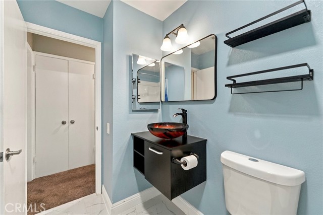 669 East Matchwood Place photo 22