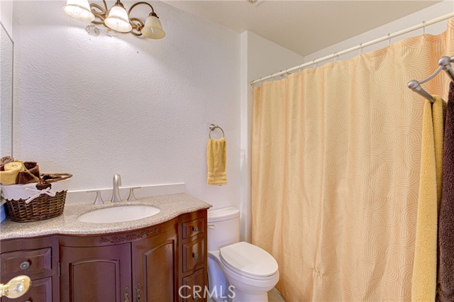 Detail Gallery Image 15 of 37 For 8034 Palm View, Riverside,  CA 92508 - 4 Beds | 4 Baths