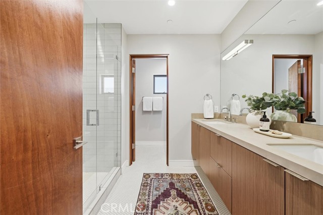 Image 35 of 49 For 959 5th Street  A