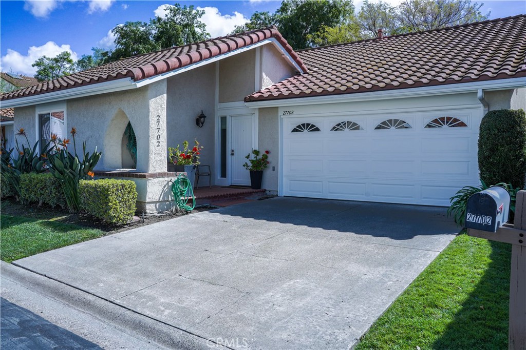 27702 Calle Valdes