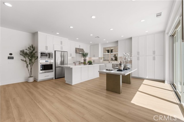 Detail Gallery Image 22 of 75 For 168 Somera, Irvine,  CA 92602 - 5 Beds | 4 Baths