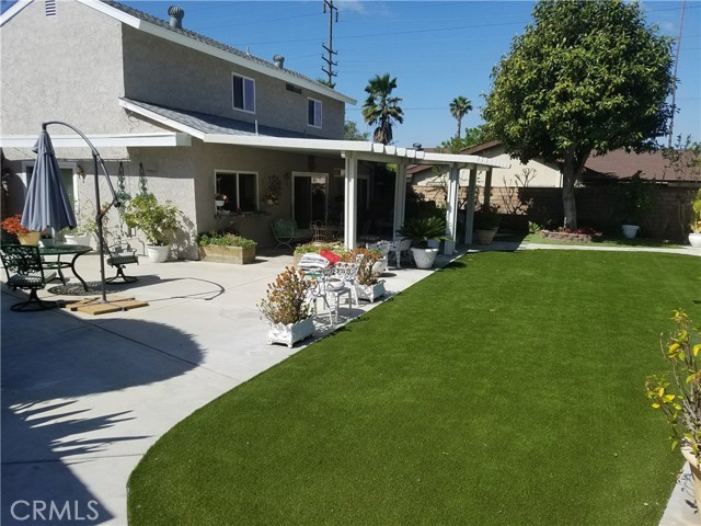 Image 2 for 5010 Pearblossom Dr, Riverside, CA 92507