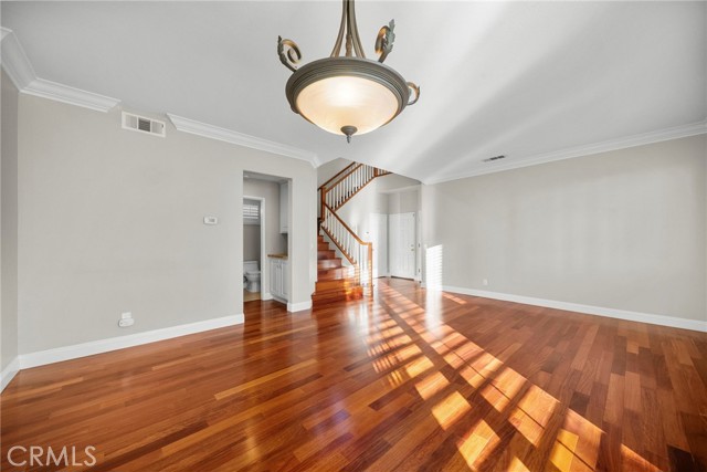 Detail Gallery Image 9 of 58 For 27641 Atlas Ln, Canyon Country,  CA 91351 - 4 Beds | 2/1 Baths