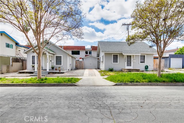 1404 Larch Street, Alhambra, California 91801, 2 Bedrooms Bedrooms, ,2 BathroomsBathrooms,Single Family Residence,For Sale,Larch,TR24063757