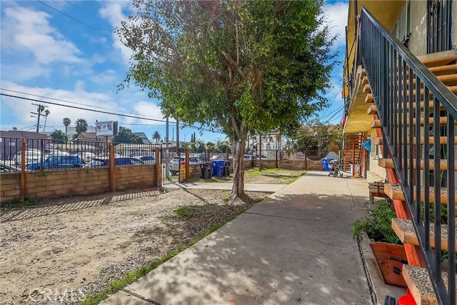 2507 Hooper, Los Angeles, California 90011, ,Multi-Family,For Sale,Hooper,IG24032831