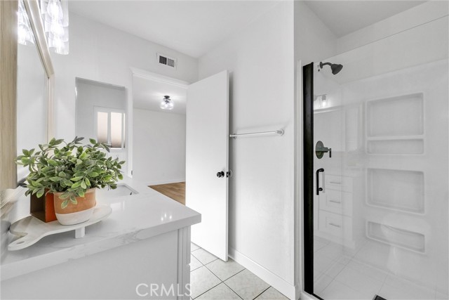 Detail Gallery Image 18 of 29 For 209 S Empire St, Anaheim,  CA 92804 - 3 Beds | 2 Baths
