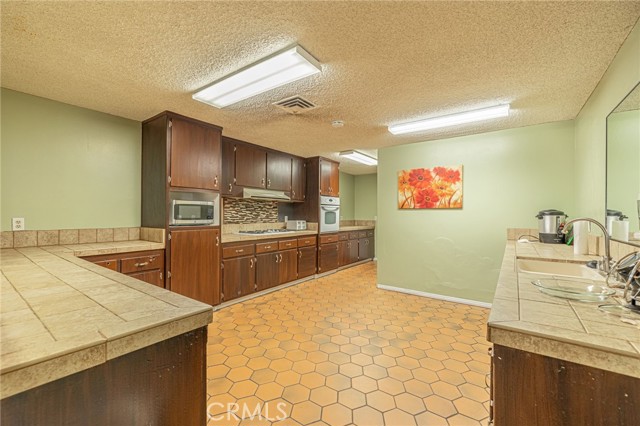 Detail Gallery Image 39 of 45 For 3524 E R Ave #300,  Palmdale,  CA 93550 - 3 Beds | 2 Baths