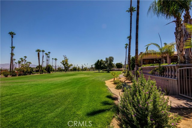 Image 14 for 73590 Golf Course LN #B