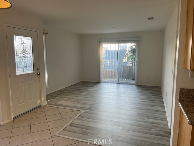 Detail Gallery Image 11 of 15 For 8202 Artesia Blvd #14,  Buena Park,  CA 90621 - 3 Beds | 2 Baths