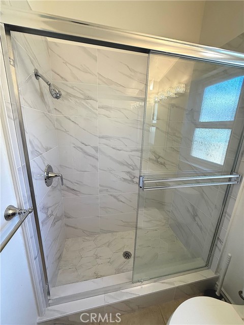 Detail Gallery Image 13 of 37 For 20546 Miranda Pl, Woodland Hills,  CA 91367 - 3 Beds | 2 Baths