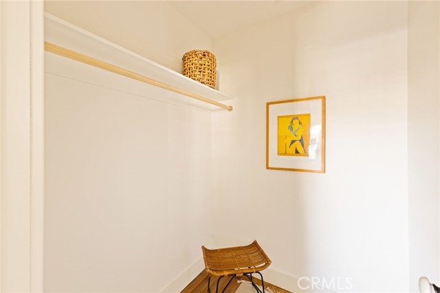 215 Branch Street, Los Angeles CA: https://media.crmls.org/medias/dccbb7fe-2c6f-4fea-a41e-5f184030e87a.jpg