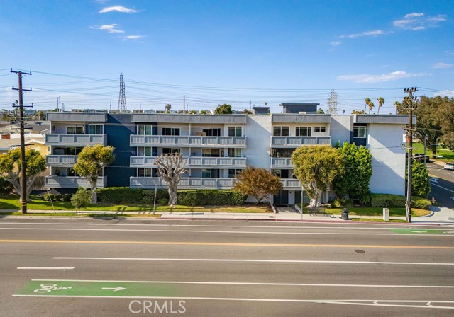 Detail Gallery Image 34 of 40 For 1321 Beryl St #101,  Redondo Beach,  CA 90277 - 3 Beds | 2/1 Baths