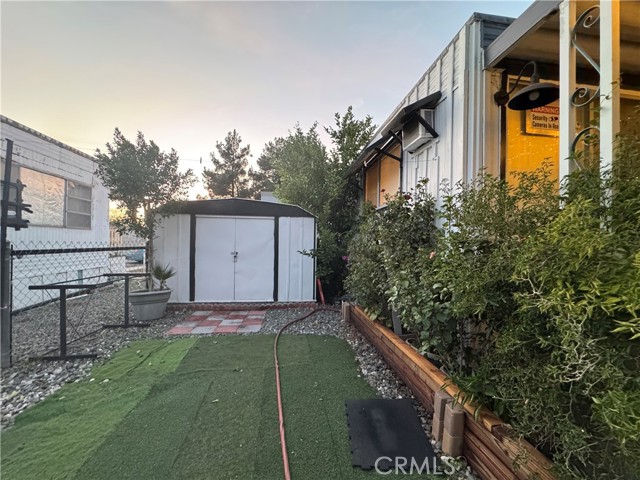 Detail Gallery Image 10 of 11 For 955 Inland Center #29,  San Bernardino,  CA 92408 - 3 Beds | 1 Baths