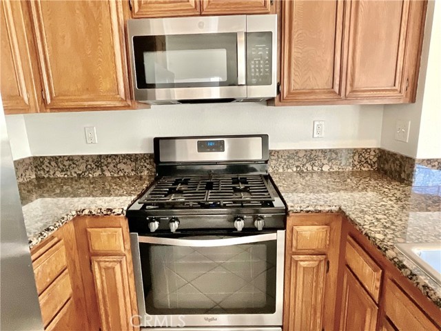 Detail Gallery Image 4 of 17 For 26161 Owl Ct, Lake Forest,  CA 92630 - 3 Beds | 2/1 Baths