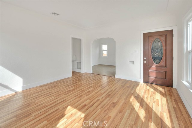 Detail Gallery Image 14 of 74 For 547 W 106th, Los Angeles,  CA 90044 - 3 Beds | 2 Baths