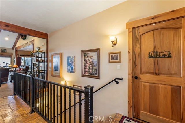 Detail Gallery Image 33 of 67 For 1454 Lovers Ln, Lake Arrowhead,  CA 92352 - 5 Beds | 3/1 Baths