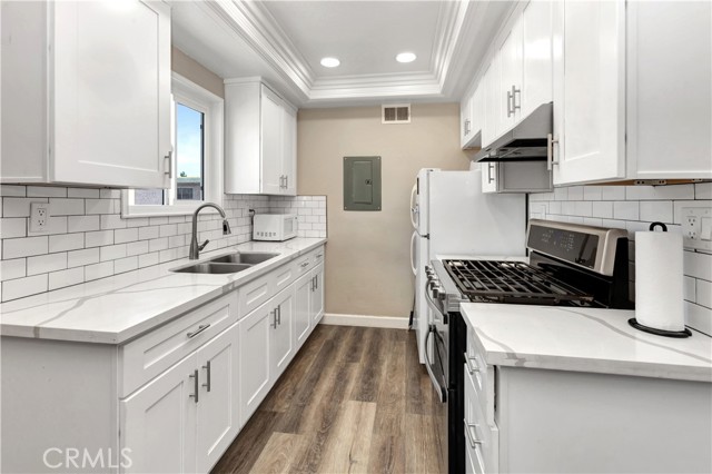 26447 Paseo Carmel, San Juan Capistrano CA: https://media.crmls.org/medias/dcce21a6-ddfc-441c-93da-26b37e7e9746.jpg