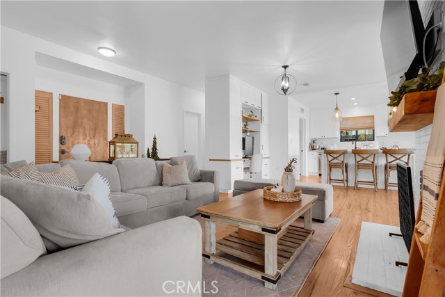 Detail Gallery Image 12 of 38 For 11432 Sophia Ave, Granada Hills,  CA 91344 - 3 Beds | 2 Baths