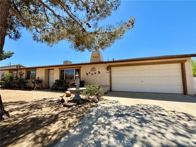 Detail Gallery Image 2 of 18 For 7442 Camarilla Ave, Yucca Valley,  CA 92284 - 2 Beds | 1 Baths